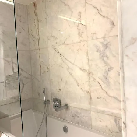 Apartment New!! Luxury Avenida Da Liberdade Flat- With Rooftop And Pool *