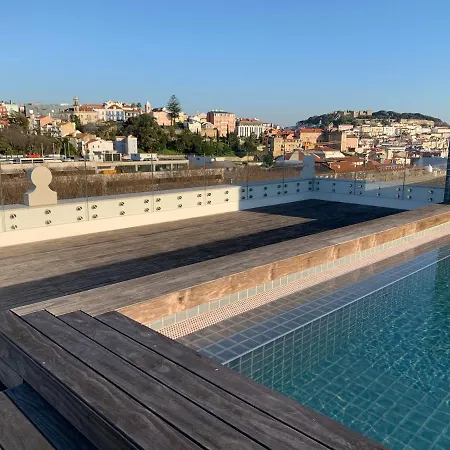 New!! Luxury Avenida Da Liberdade Flat- With Rooftop And Pool * Lisboa