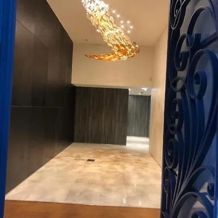 New!! Luxury Avenida Da Liberdade Flat- With Rooftop And Pool *