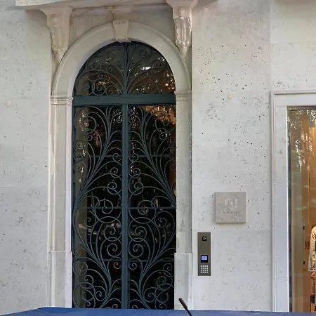 New!! Luxury Avenida Da Liberdade Flat- With Rooftop And Pool *