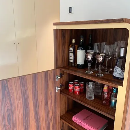 New!! Luxury Avenida Da Liberdade Flat- With Rooftop And Pool * リスボン