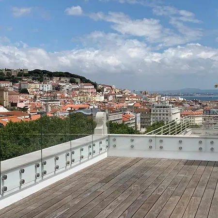 New!! Luxury Avenida Da Liberdade Flat- With Rooftop And Pool * Lisbon