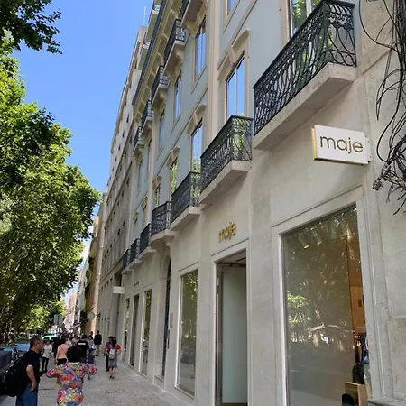 New!! Luxury Avenida Da Liberdade Flat- With Rooftop And Pool