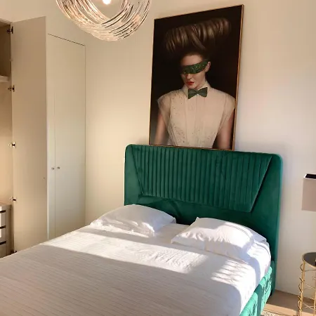 New!! Luxury Avenida Da Liberdade Flat- With Rooftop And Pool *