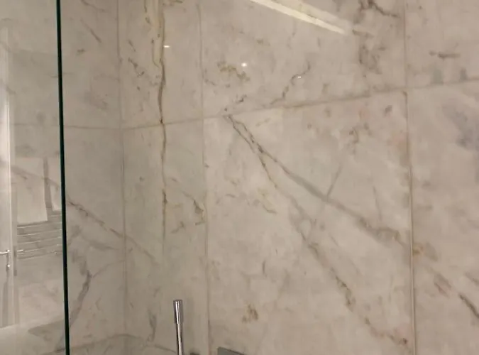 New!! Luxury Avenida Da Liberdade Flat- With Rooftop And Pool Apartment