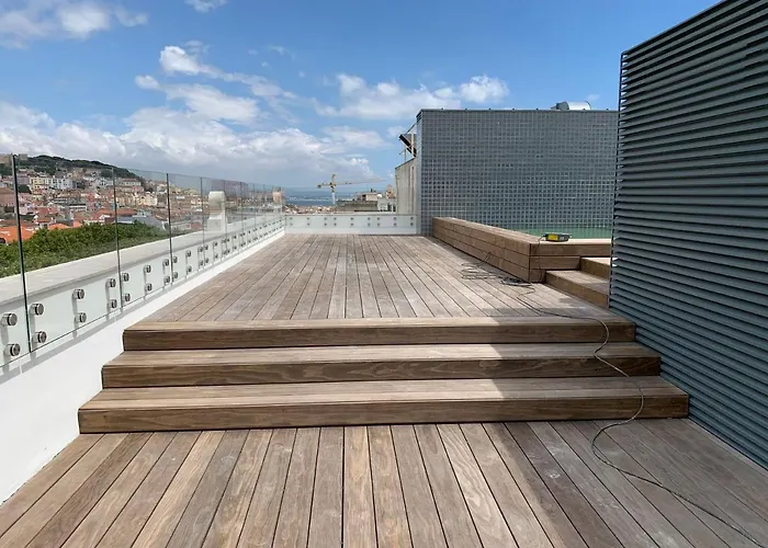 New!! Luxury Avenida Da Liberdade Flat- With Rooftop And Pool Apartment