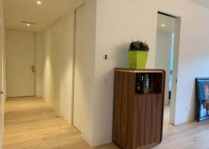 Apartment New!! Luxury Avenida Da Liberdade Flat- With Rooftop And Pool