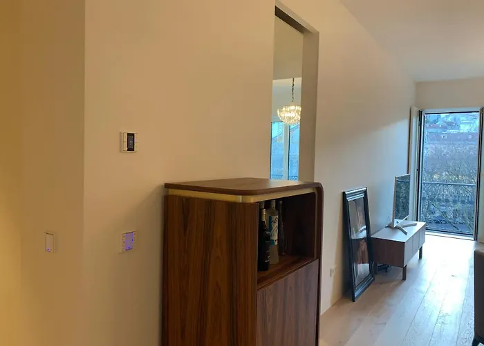 New!! Luxury Avenida Da Liberdade Flat- With Rooftop And Pool Apartment