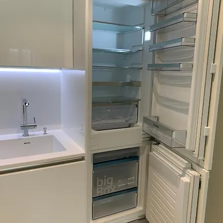 New!! Luxury Avenida Da Liberdade Flat- With Rooftop And Pool Lissabon