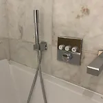 Daire New!! Luxury Avenida Da Liberdade Flat- With Rooftop And Pool
